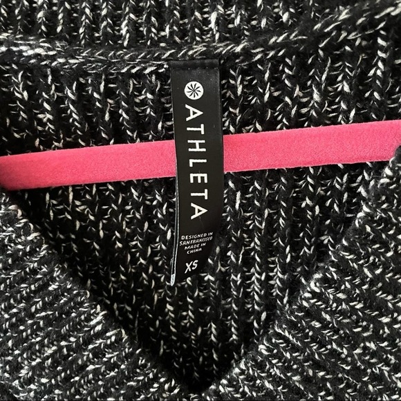 Athleta Shasta V Neck Sweater Black Silver - Picture 5 of 5